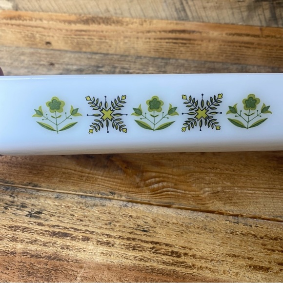 Anchor Hocking Fire-King Meadow Green 1.5 Qt Casserole Baking Dish #432 - Picture 3 of 10